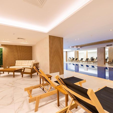 Admiral Hotel Golden Sands Εξωτερικό φωτογραφία The spa at the InterContinental Budapest