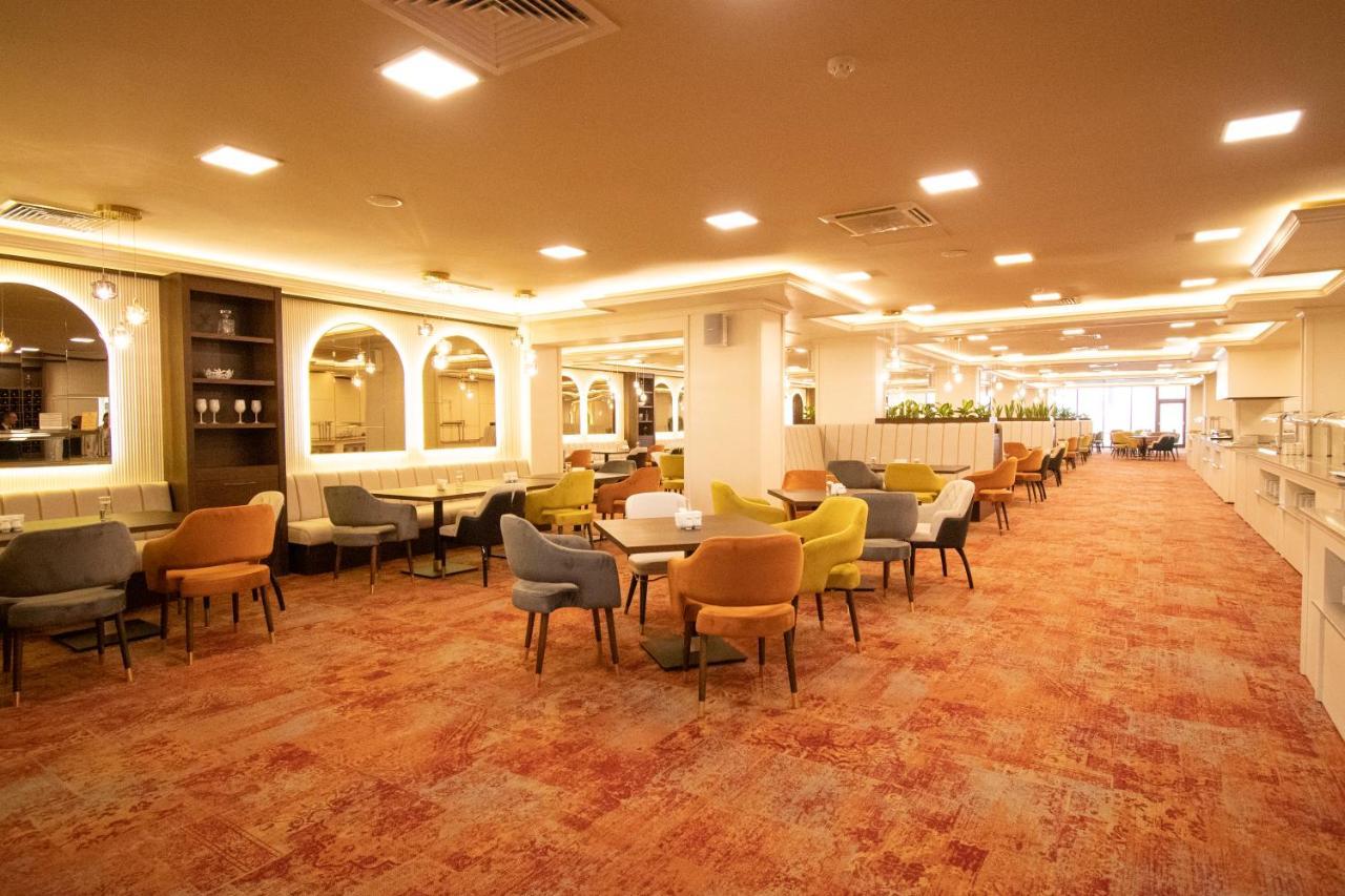 Admiral Hotel Golden Sands Εξωτερικό φωτογραφία The lounge at the airport