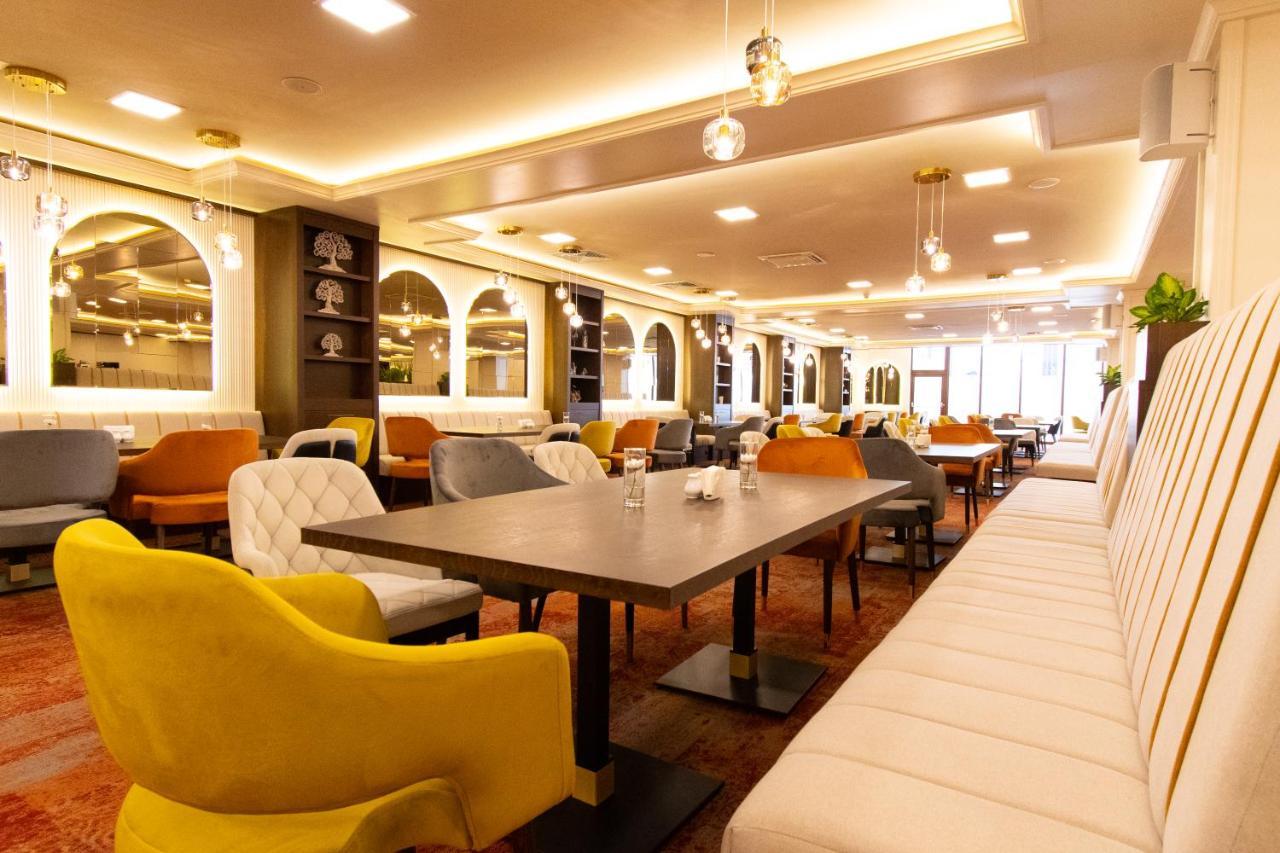 Admiral Hotel Golden Sands Εξωτερικό φωτογραφία The lounge at the airport