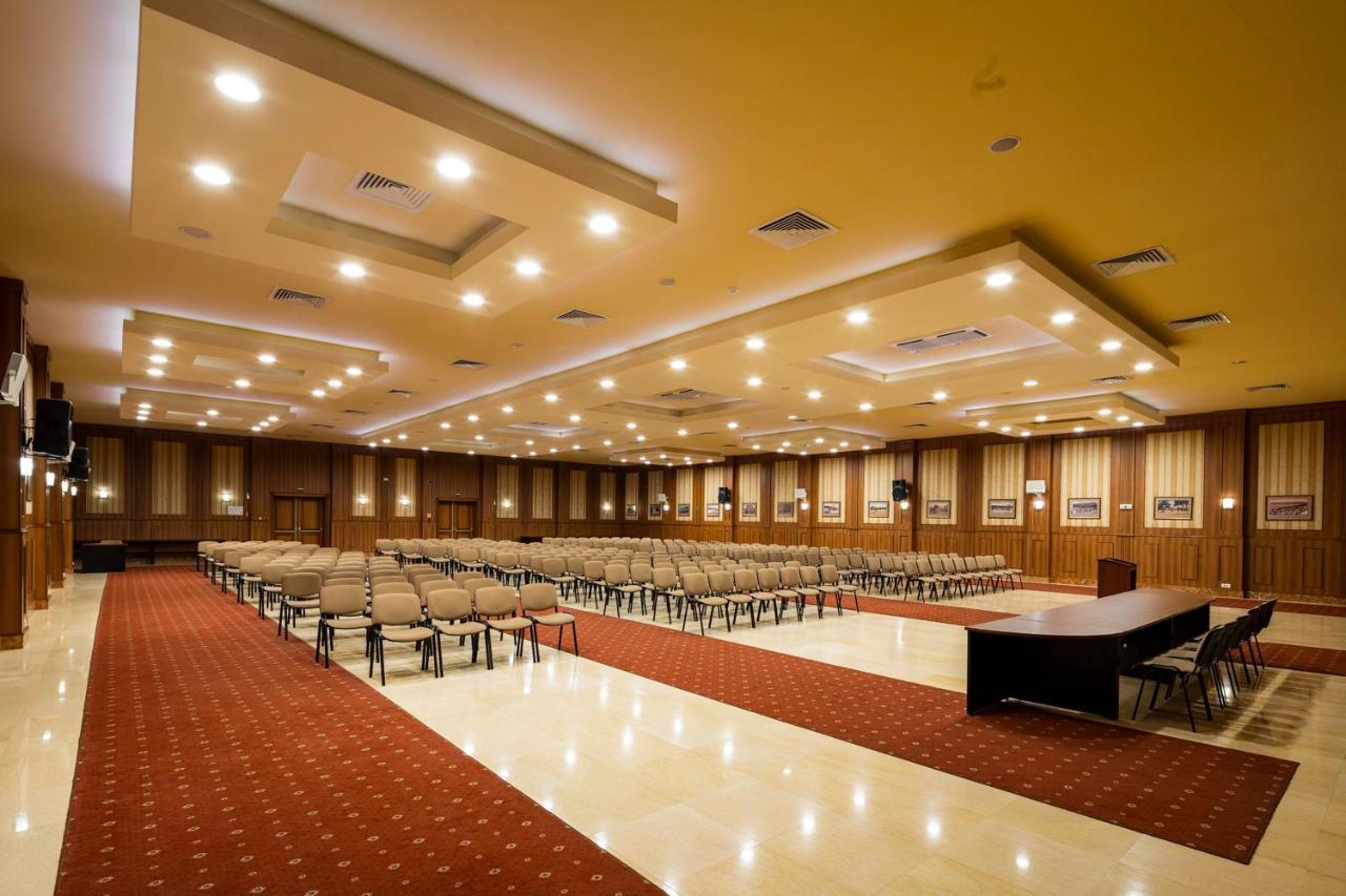 Admiral Hotel Golden Sands Εξωτερικό φωτογραφία The main conference hall