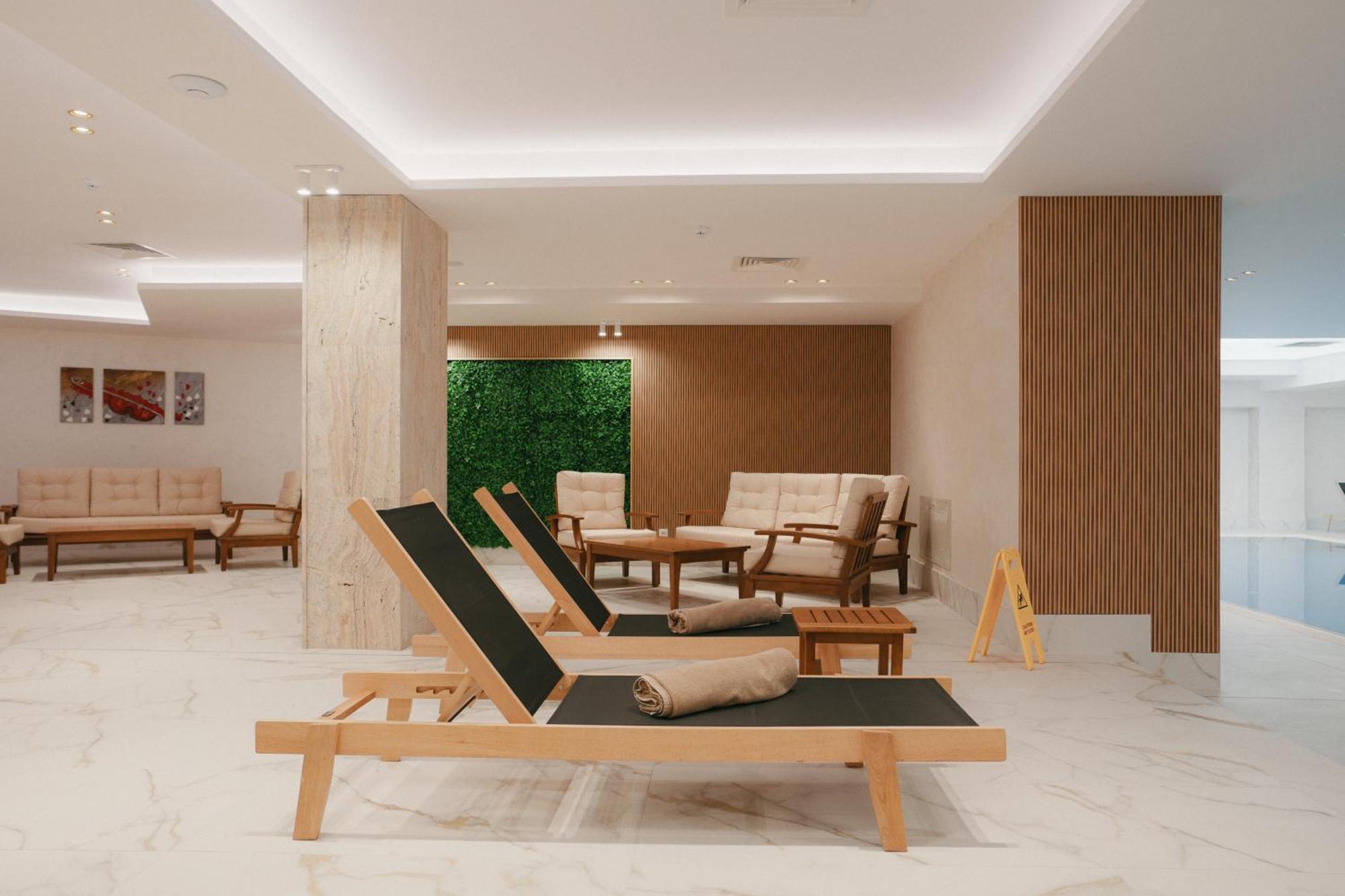 Admiral Hotel Golden Sands Εξωτερικό φωτογραφία Interior of the spa